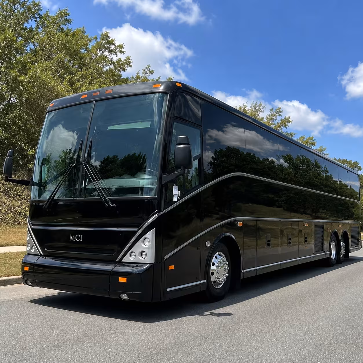 plano employee shuttle buses along the dallas north tollway