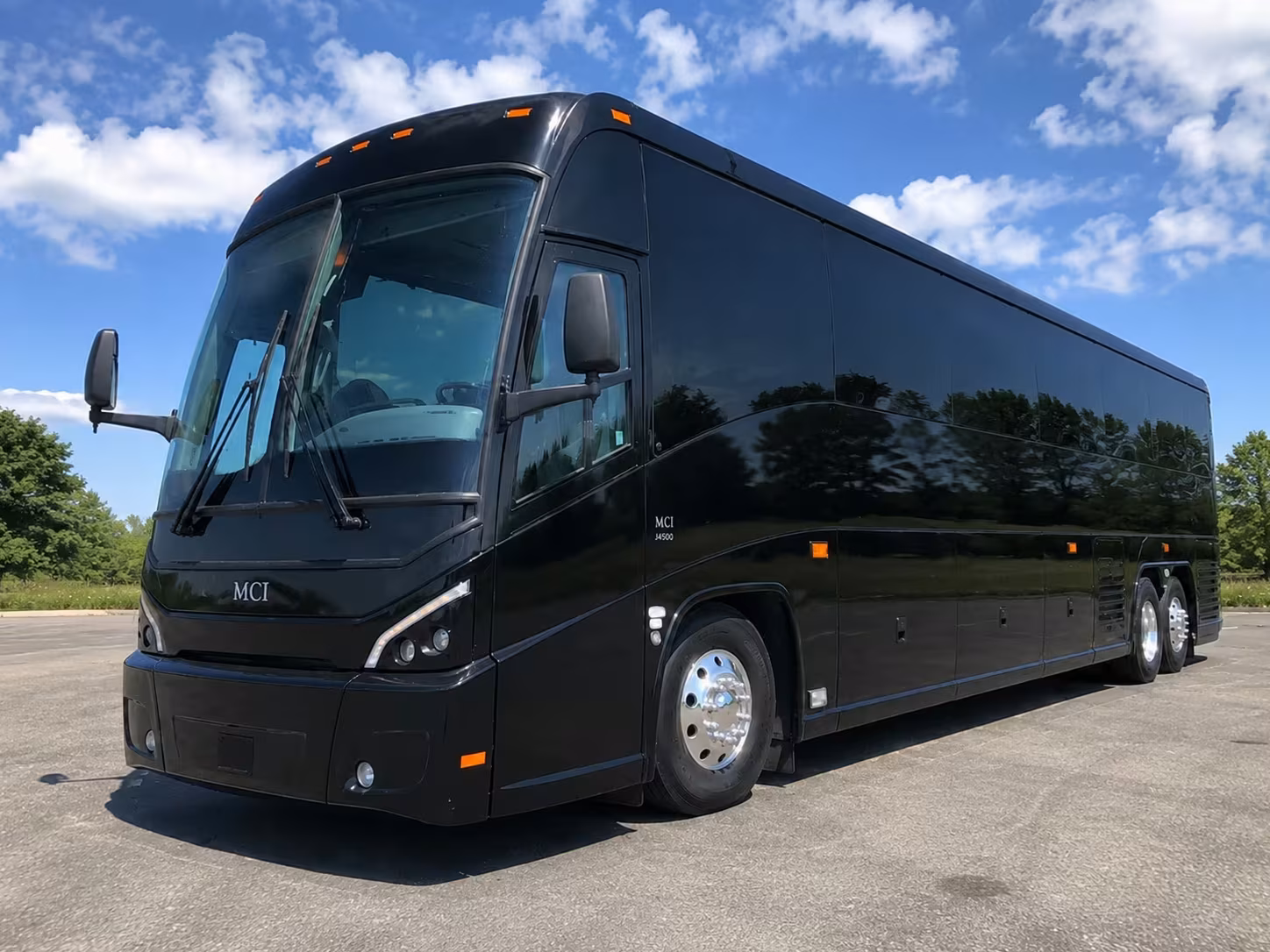 plano student group shuttle buses to dallas arts venues